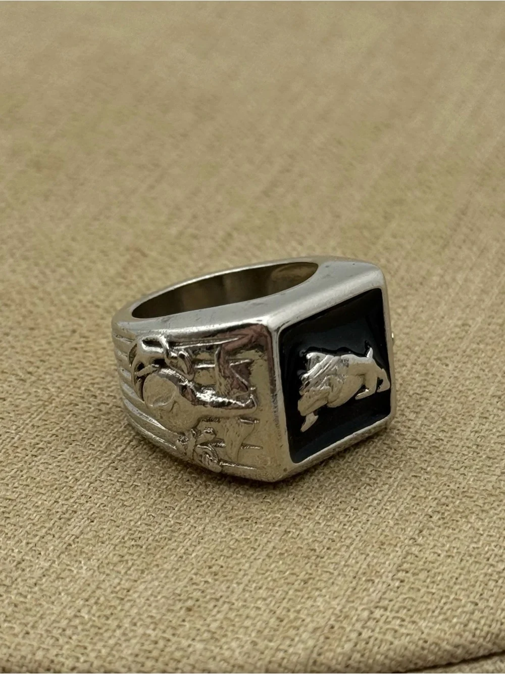 Silver tone Men's Signet Ring with Black Onyx Panel
